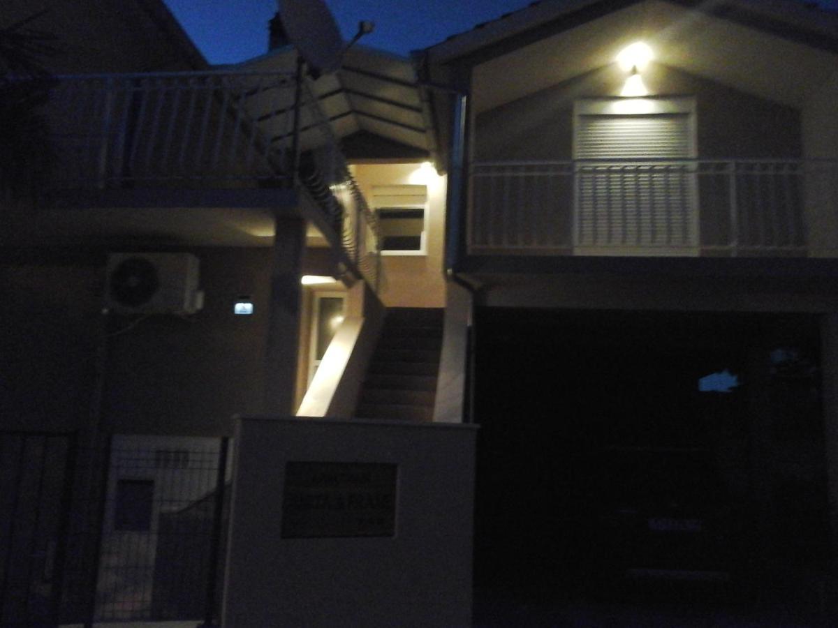 Apartments Anita Frane Vodice Exterior foto